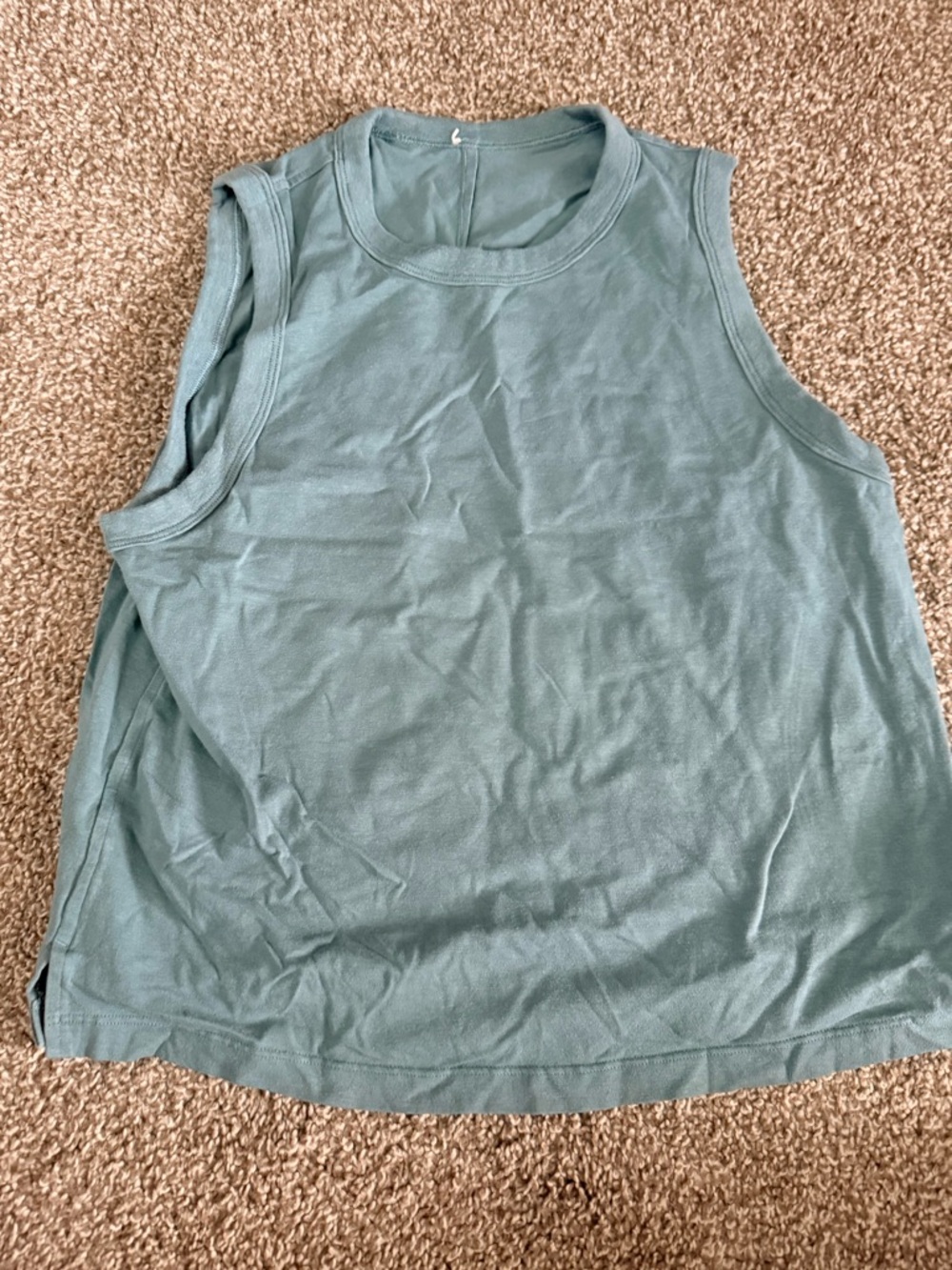 3x Lululemon tops